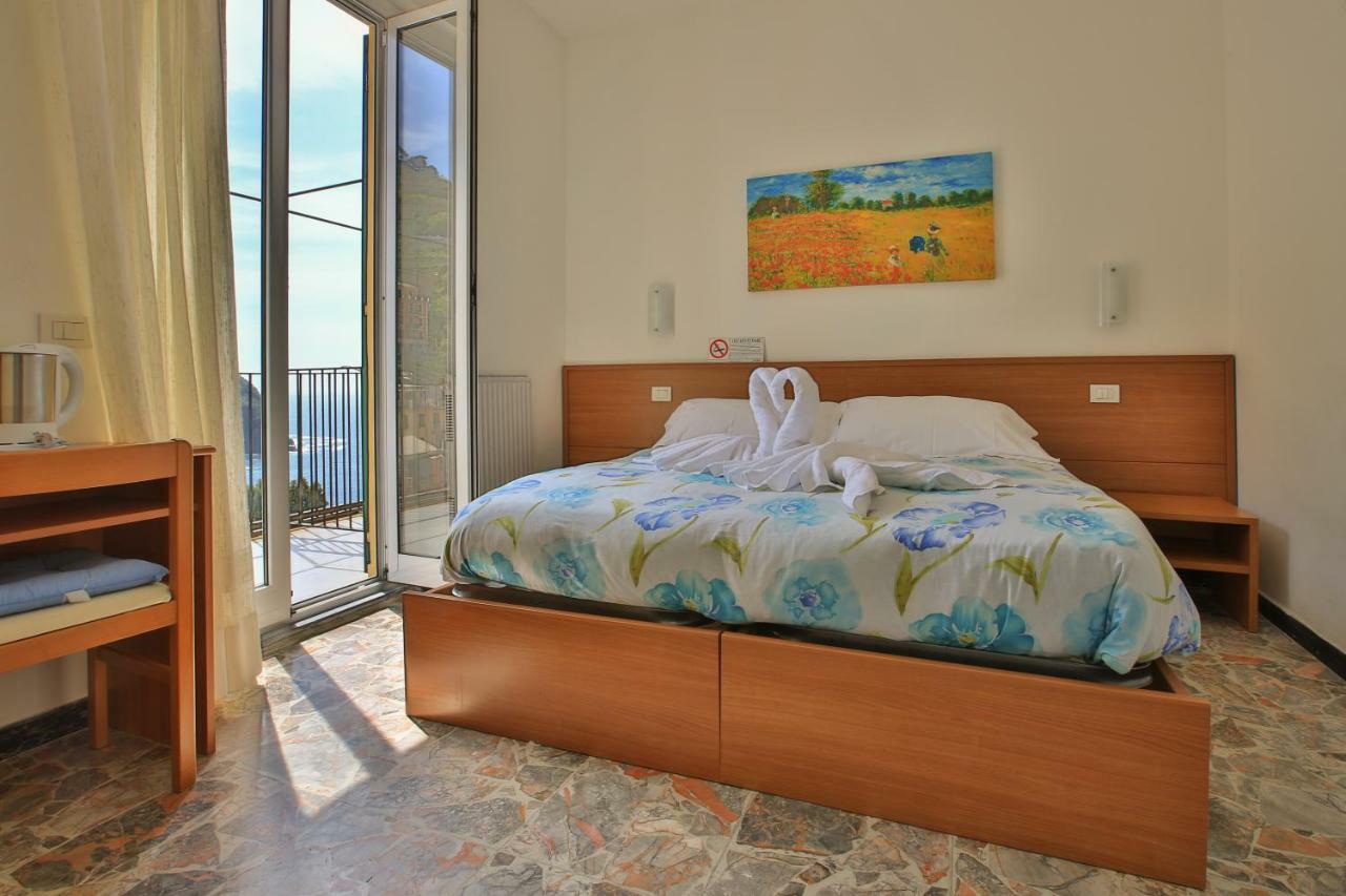 La Baia Di Rio Hotel Riomaggiore Bagian luar foto